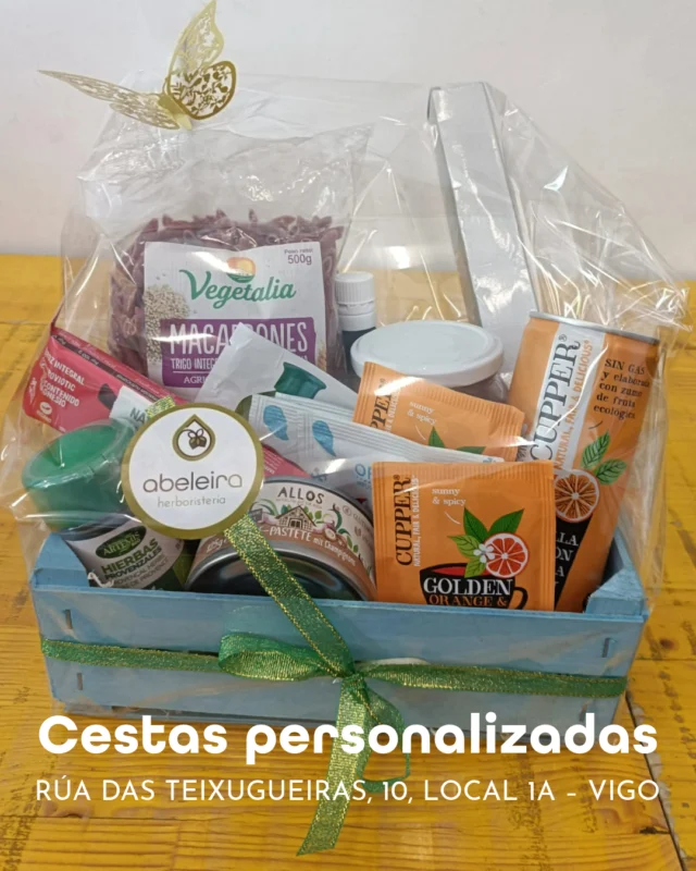 🎁✨ Regala salud, cariño y sabor con nuestras cestas personalizadas
En Herboristería Abeleira creamos cestas a medida, pensadas para sorprender y cuidar.
¿Tienes una persona especial, una celebración o simplemente quieres tener un detalle con corazón? 🌿
📦 Elige entre productos ecológicos, veganos, sin gluten, infusiones, cosmética natural y más.
🎨 Nosotros lo preparamos con mimo.
💝 Tú solo te encargas de regalar.
📍 Rúa das Teixugueiras, 10, local 1A – Vigo
📩 Haz tu pedido por mensaje directo o pásate a vernos.
#cestaspersonalizadas #regalossaludables #herboristeriaabeleira #vigosaludable #regalobonito #detallesquecuran #regalossanos #productosnaturales #cestasregalo #regalovegano #regalosaludables #cestasnavidad #hechoamano #naturalmenteconsciente #detallesquemolan #cosmeticabio #snacksbio #ecologico #veganos #singluten #hechoengalicia #vidasana